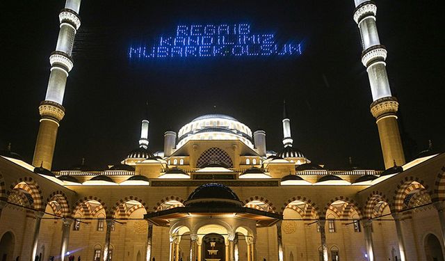 Regaip Kandili ne zaman, bu yıl hangi güne denk geliyor? Regaip Kandili'nin önemi