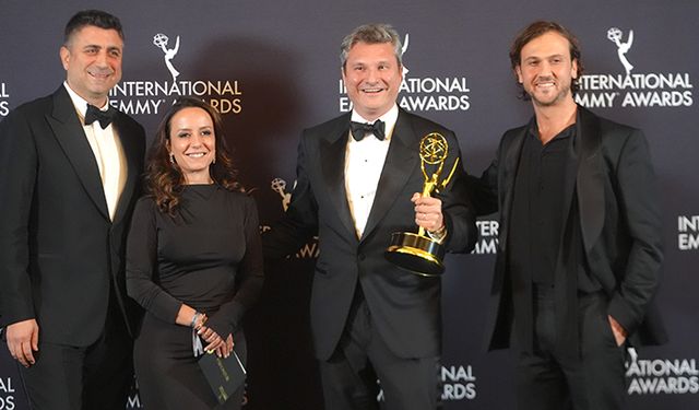 Türk dizisi Deha, Emmy Ödülleri'nde en iyi pembe dizi ödülüne layık görüldü