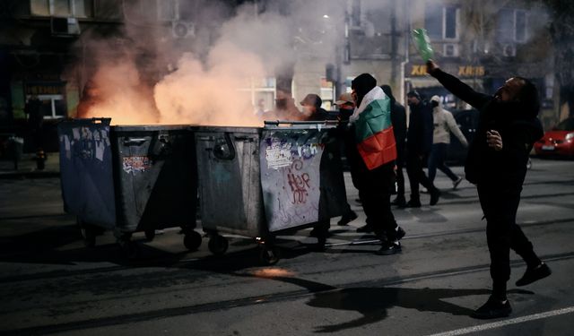 Bulgaristan karıştı: 71 kişi gözaltında