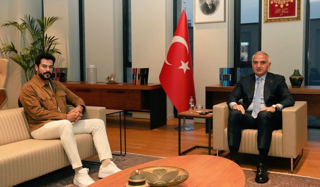 Burak Özçivit’ten Bakan Ersoy’a Ziyaret