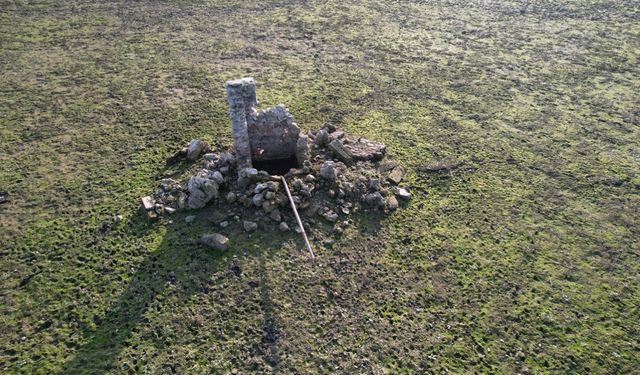 İstanbul'da korkutan görüntü! Tarihi kanallar gün yüzüne çıktı...