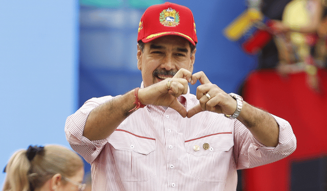 Maduro, dans ederek ABD'ye "barış" çağrısında bulundu