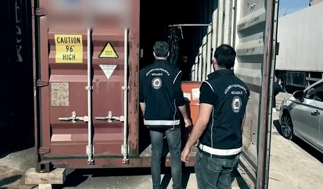 Mersin Limanı'nda göçmen kaçakçılığı operasyonu: 13 gözaltı