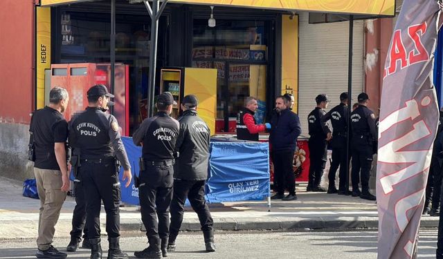 Mersin'de vahşet! Anne-oğul ve büfeciyi katletti: Sebebi ise kan dondurdu