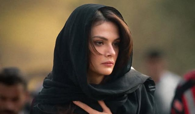 Sinem Ünsal kimdir, kaç yaşında? Sinem Ünsal hangi dizilerde oynadı, nasıl ünlü oldu?