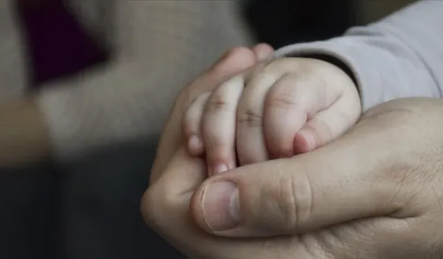 Özbekistan'da 32 yaşındaki kadın beşiz doğurdu