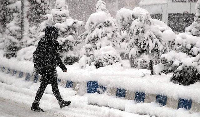 Meteoroloji tarih verip uyardı! Kuvvetli kar ve sağanak geliyor...