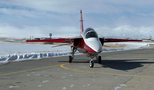 HÜRJET gücünü gösterdi: Eksi 21 derecede uçarak tarihe geçti