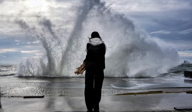 Kuvvetli lodos sağlığı tehdit ediyor