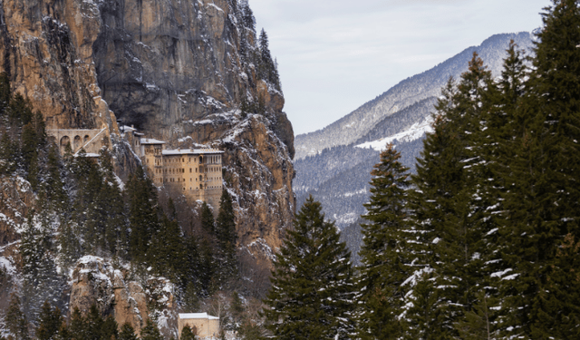 Sümela Manastırı 2025'te 514 bin 596 ziyaretçi ağırladı