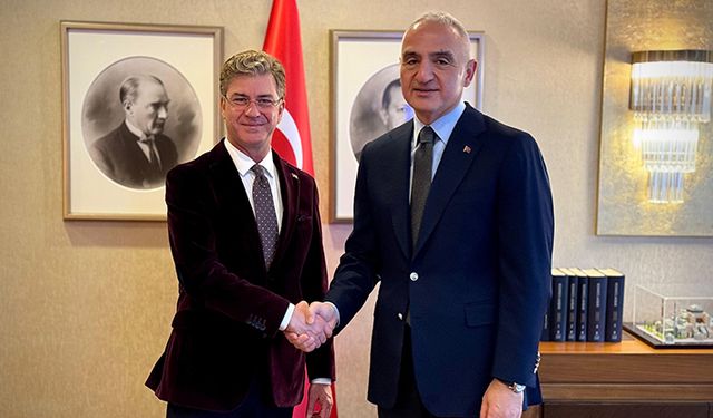 Tan Sağtürk’e yeni görev: Kültür ve Sanat Bakan Danışmanı oldu