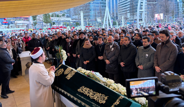 Şarkıcı Fatih Ürek son yolculuğuna uğurlandı