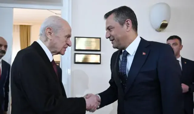 Bahçeli ile Özel telefonda görüştü