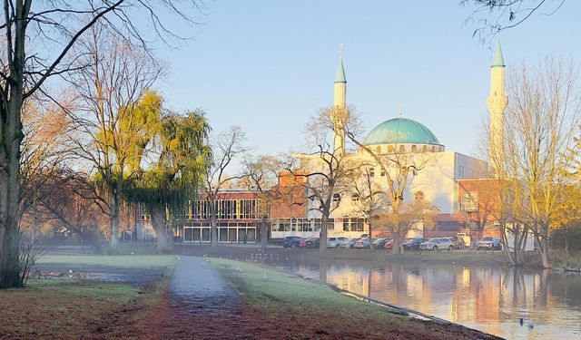 Hollanda'da Müslümanlar hakkında gizlice bilgi topladılar