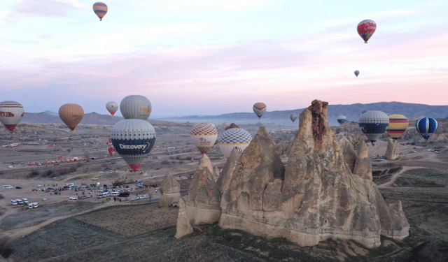 Kapadokya'da geçen yıl balon turlarına 754 bin 98 kişi katıldı