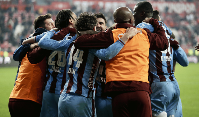 Trabzonspor deplasmanda Samsunspor'a 3 attı