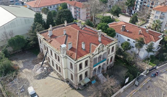 Balıkesir'de tarihi Redif Kışlası restore ediliyor