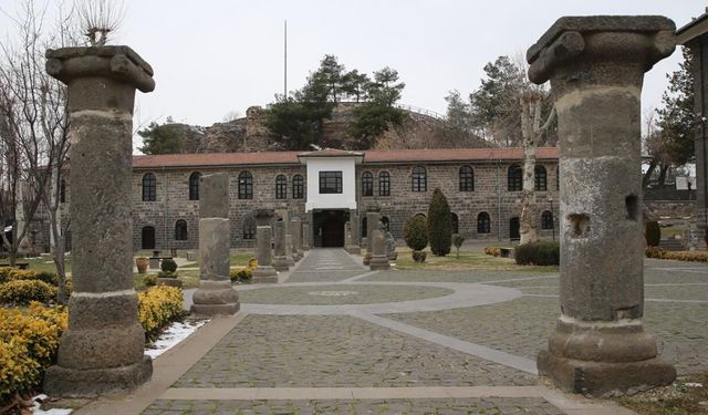 Turizmde hedefini büyüten Diyarbakır bu yıl 2 milyon turisti ağırlamak istiyor