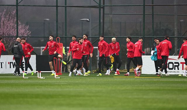 A Milli Futbol Takımı, Romanya maçının hazırlıklarına devam etti