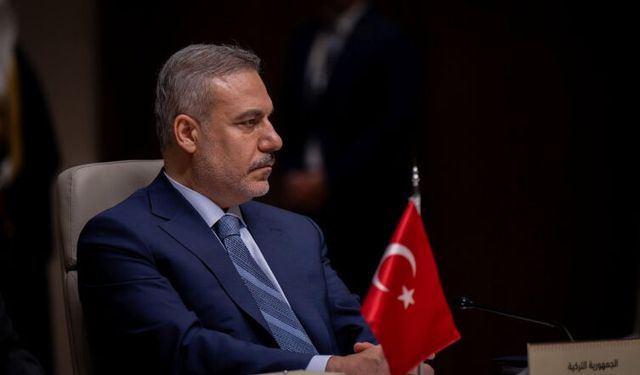 Bakan Fidan, bölgesel gelişmeler için Riyad zirvesinde