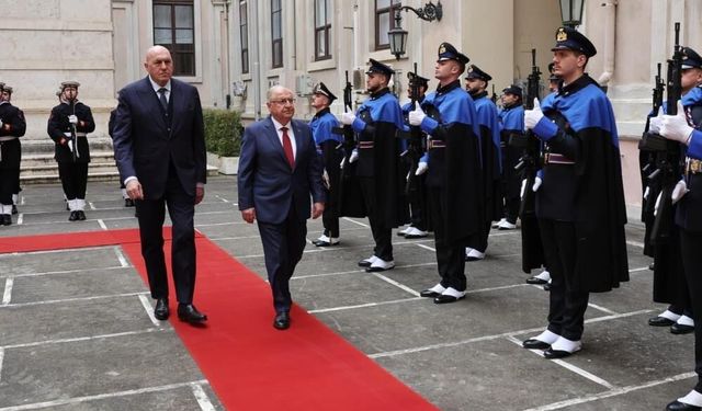 Bakan Güler, İtalya Savunma Bakanı Crosetto ile bir araya geldi