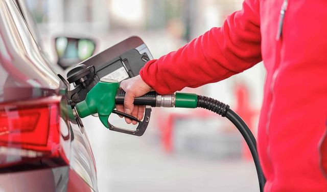 Tabelalar bir kez daha değişti! Benzine yeni zam