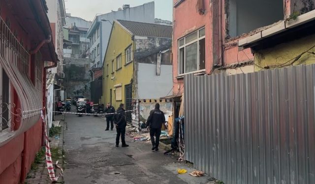 Beyoğlu’nda çıkan yangında 1 yaşındaki bebek hayatını kaybetti