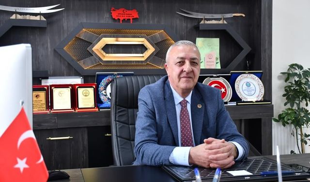 AK Parti'ye geçen Gökhan Budak'tan çok konuşulacak iddia! Özgür Özel eşini arayıp vekillik teklif etmiş