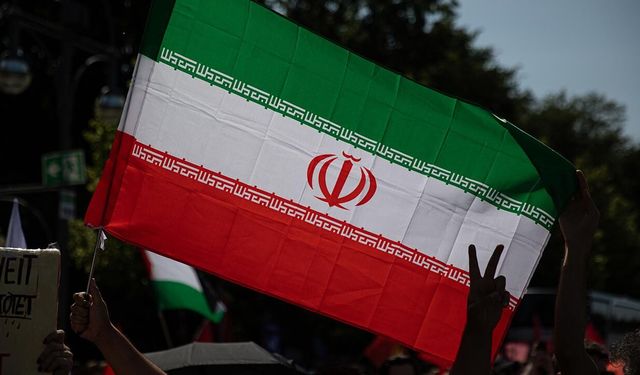 İran: Düşman tamamen teslim olana kadar savaşı sürdüreceğiz