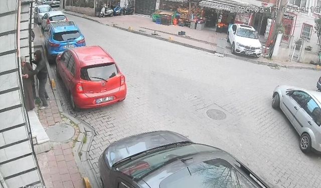 İstanbul'da kapkaç şoku! Kadının telefonunu alıp kaçtı