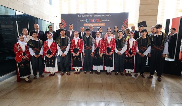 Mezopotamya’nın kalbinde Şanlıurfa’da Kültür Yolu Festivali başladı