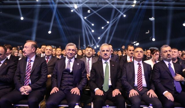 Türk Telekom “Herkes için 5G vizyonunu”  iş ortaklarıyla 81 ilin her köşesine taşıyor!
