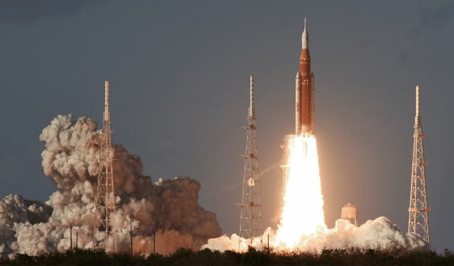 Artemis II mürettebatı, görevinin son gününde Dünya'ya inmeye hazırlanıyor