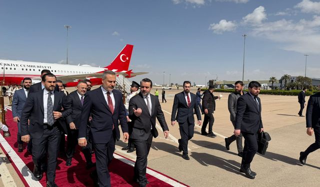Bakan Fidan Suriye’de Şara ve Zelenskiy ile görüşecek