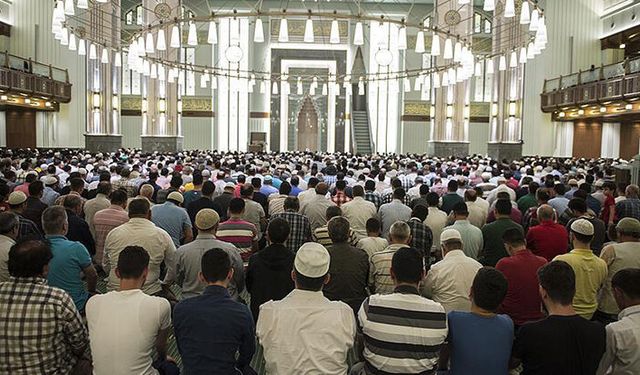 8 MAYIS 2026 CUMA MESAJLARI VE SÖZLERİ | En güzel, anlamlı, kısa ve dualı Cuma mesajları
