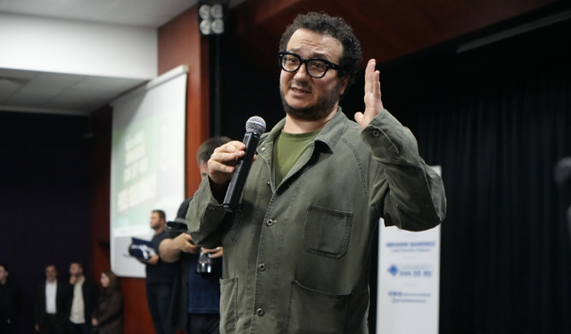 Prof. Dr. Oytun Erbaş: Sosyal medya modern bir eroindir