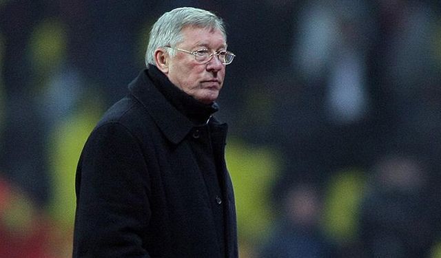 Manchester United'ın efsanevi teknik direktörü Alex Ferguson hastaneye kaldırıldı