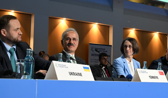 Uraloğlu: "Ulaştırmada süreklilik ve çeşitlilik önceliğimiz"