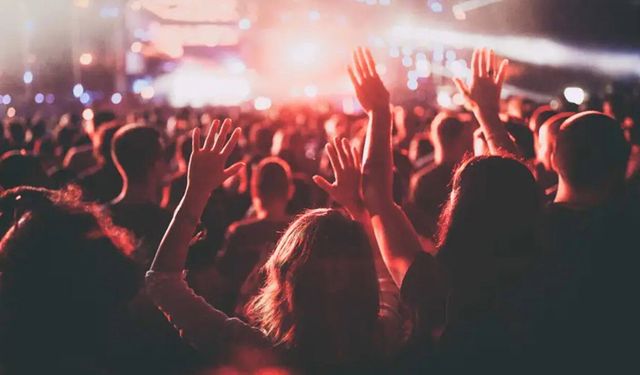 2026 Yaz Konserlerinde Sahne Performansıyla Dikkat Çeken 3 Sanatçı