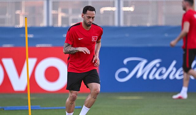 Hakan Çalhanoğlu: Kendimizle gurur duymalıyız, nerelerden nerelere geldik