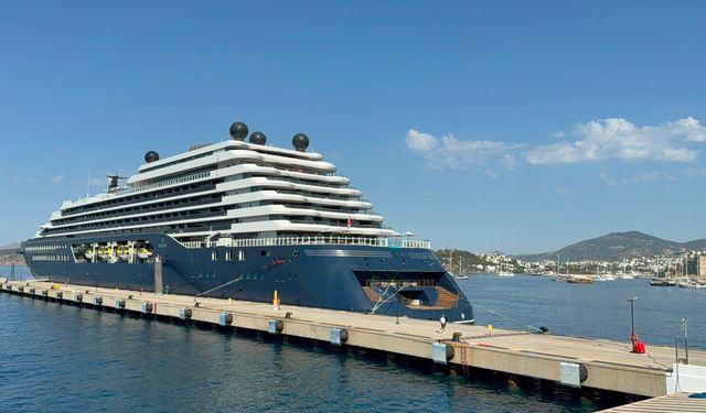Ultra lüks kruvaziyer yeniden Bodrum’da