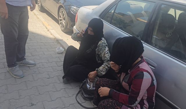 Dilencilere zabıta operasyonu: Aracın arkasına saklanıp telefonla konuşuyor gibi yaptılar