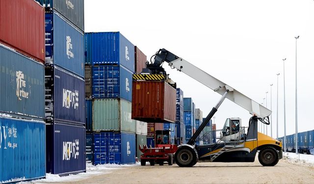 Ocak-temmuz döneminde serbest bölgelerdeki ihracat 7,7 milyar dolara yükseldi