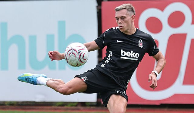 Beşiktaş’ta Leandro Trossard, takımla ilk antrenmanına çıktı
