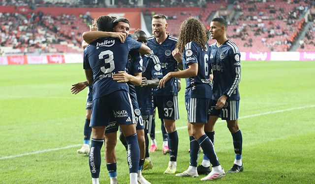Fenerbahçe, Samsunspor karşısında 3 puanı 2 golle aldı