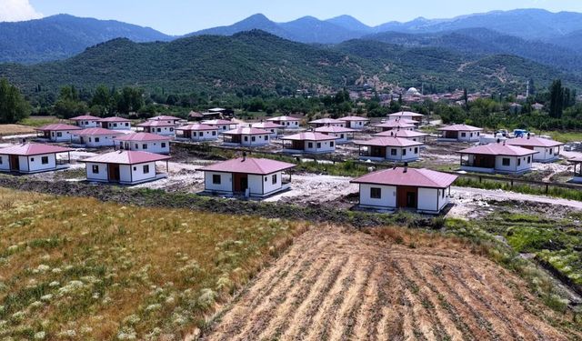 Bakan Kurum'dan Sındırgı paylaşımı: Anahtarları çok yakında teslim edeceğiz