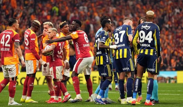Süper Lig yeni uygulamalarla başlıyor! 10 saniye kuralı devreye girecek