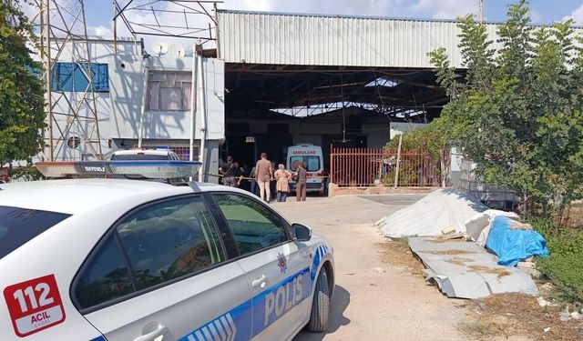 Adana’da iş yeri sahibi ölü bulundu