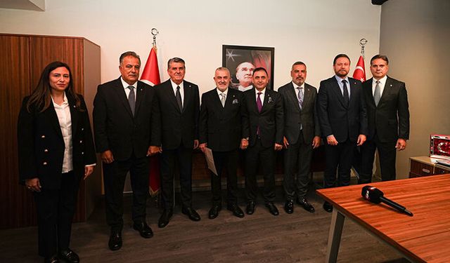 Beşiktaş'ta Serdal Adalı'nın yönetim kurulu aday listesi belli oldu