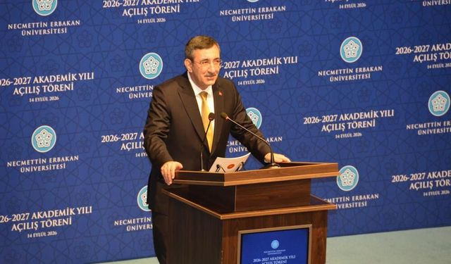 Cevdet Yılmaz: Sosyal medya aslında asosyal medya
